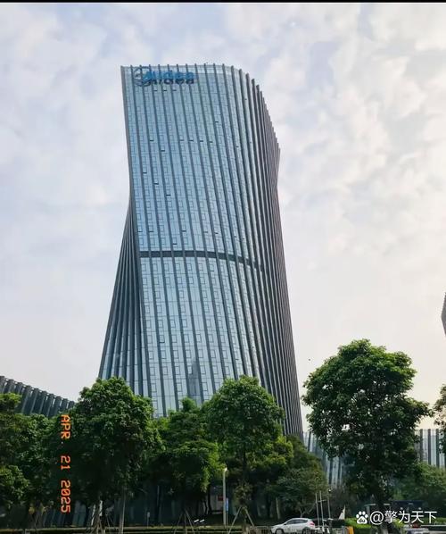 富士康科技集团 东莞制造业的全球引擎与转型先锋
